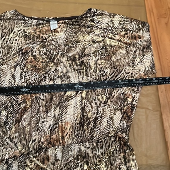 MSK size X-Large gold metalic Reptile printed belted stretch metallic tunic - Picture 13 of 16